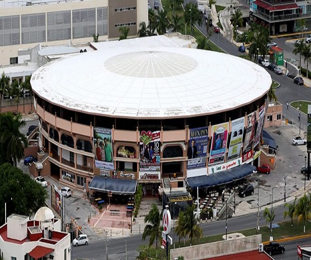 plaza-770x392