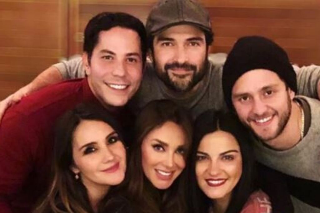 rbd-reencuentro- no-habra http://xeva.com.mx/nota.cfm?id=95421&t=rbd-no-tendra-reencuentro-asegura-christopher-uckerman