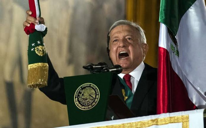 amlo-grito-de-independencia https://twitter.com/whitemagician96/status/1306080868285517828/photo/1
